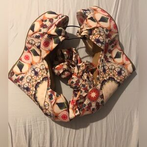 Size 7.  A 5”platforms lace up ankle straps popping with color New without box